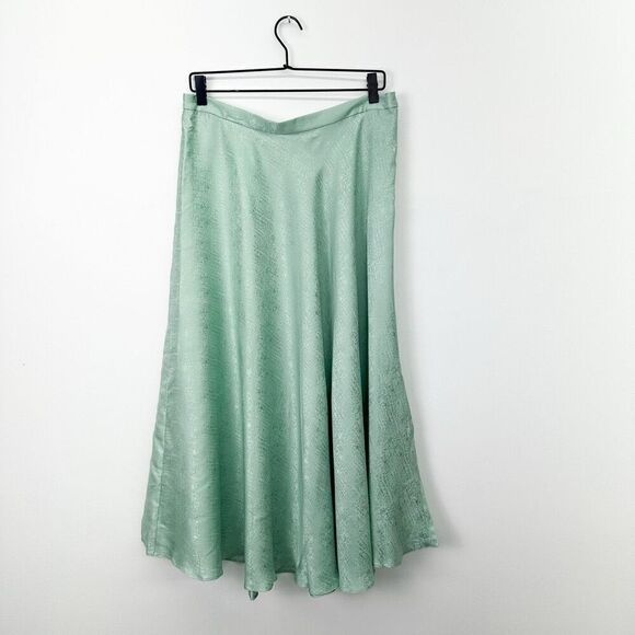 Adrianna Papell Women’s Two Piece Short Sleeve Button Front Silk Cottage Core Se - Picture 10 of 16